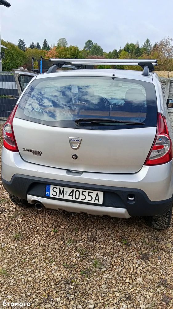 Dacia Sandero 1.6 MPI Stepway - 3