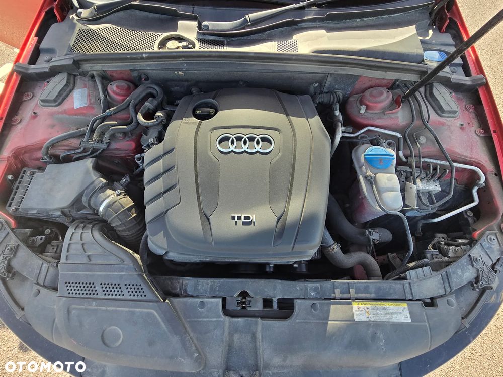 Audi A4 Avant 35 TDI S tronic - 25