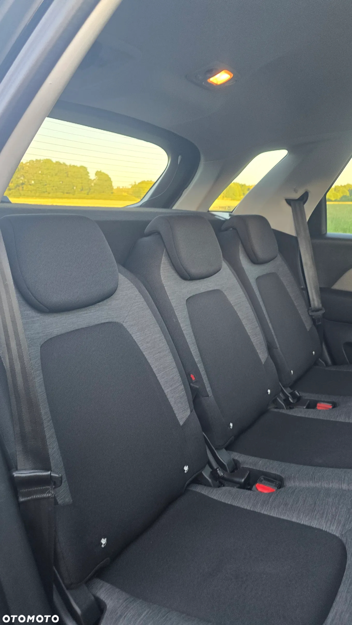 Citroën C4 Picasso 1.6 BlueHDi MoreLife S&S - 20