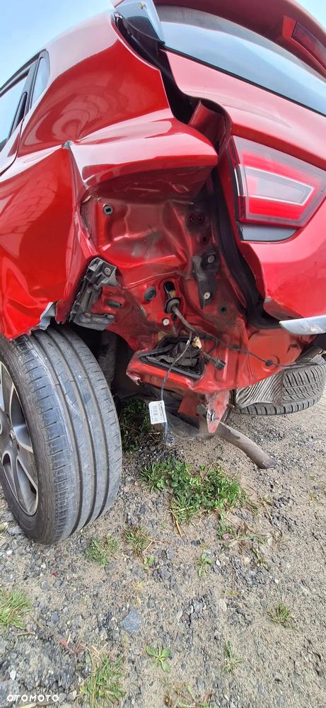 Renault Clio 0.9 TCe Limited - 19