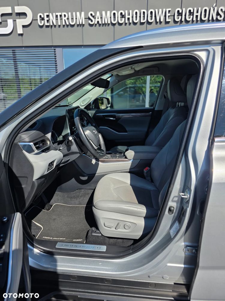 Toyota Highlander 2.5 Hybrid Executive Style - 21