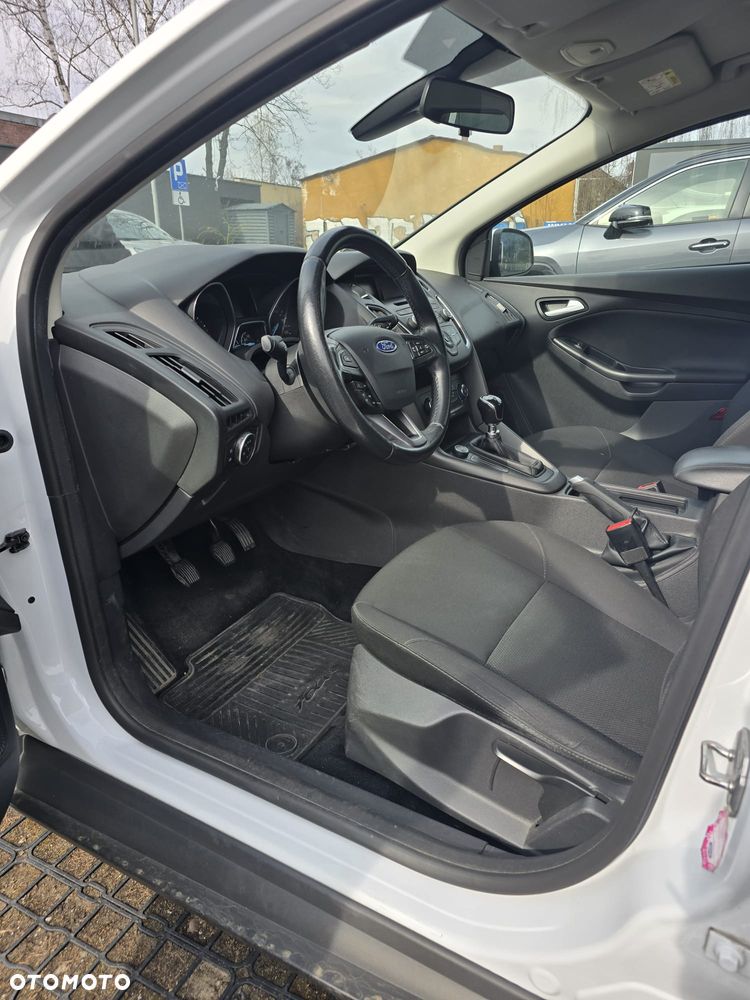 Ford Focus 1.5 TDCi Trend - 11