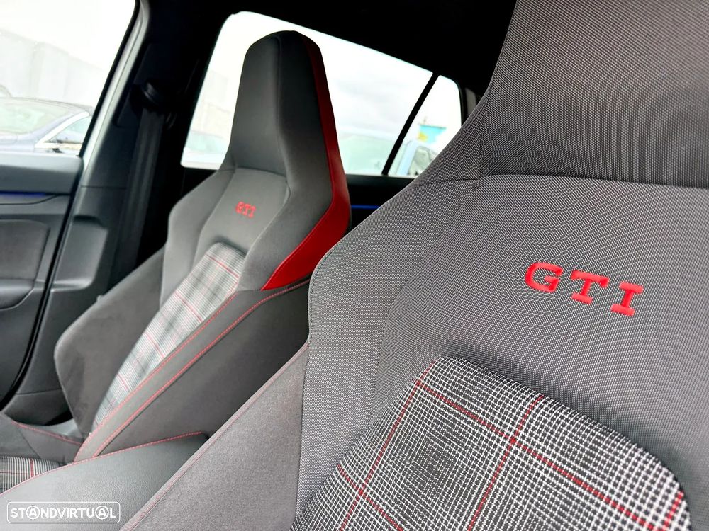 VW Golf 2.0 TSI GTI DSG - 24