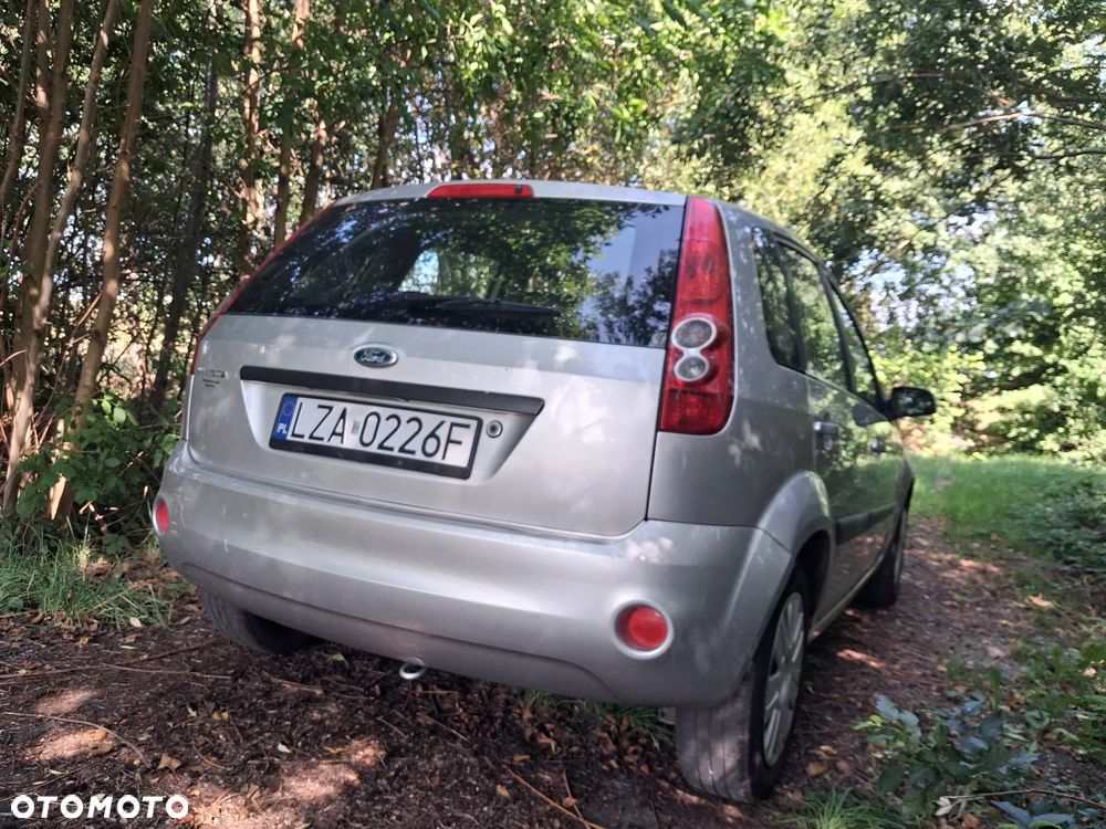 Ford Fiesta 1.3 - 4