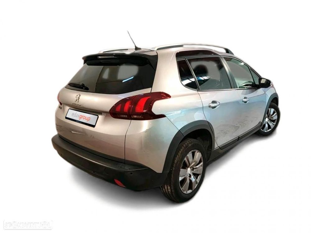 Peugeot 2008 1.5 BlueHDi Signature - 2