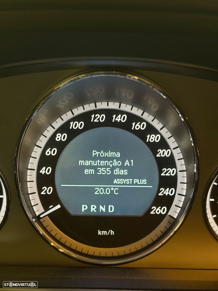 Mercedes-Benz E 250 CDi Avantgarde BlueEfficiency Auto. - 30