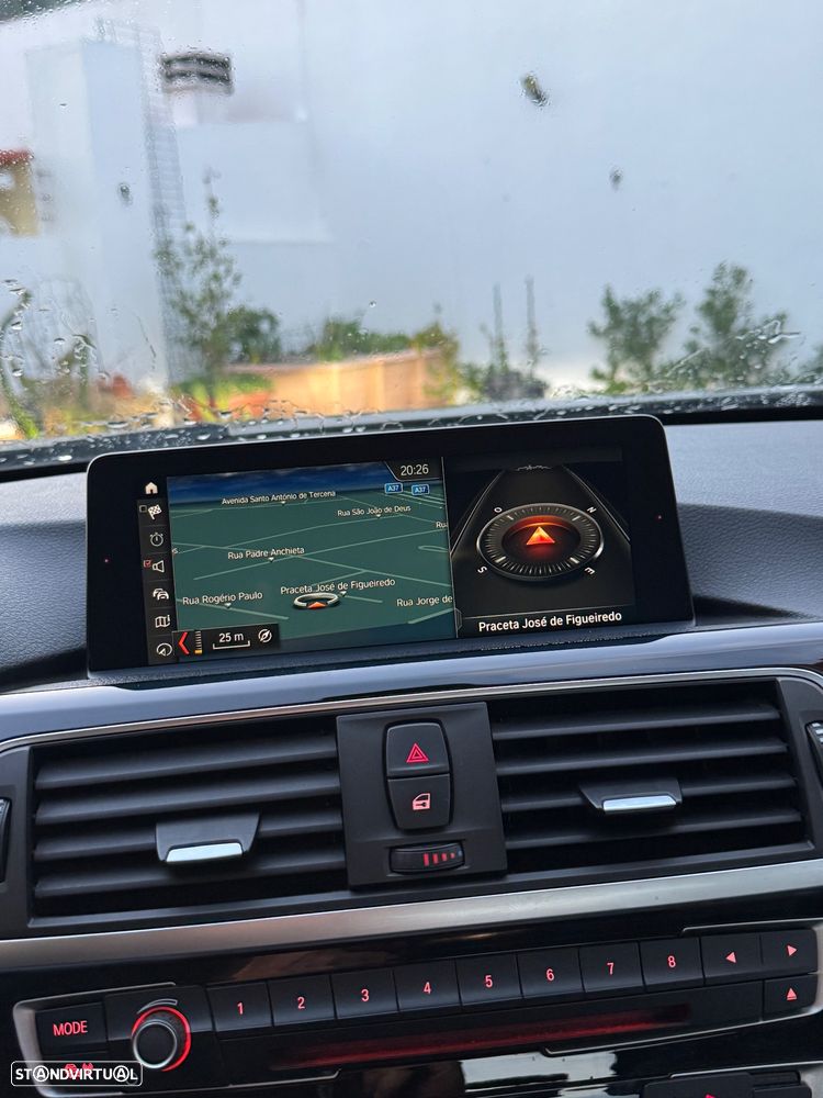 BMW 330 - 8