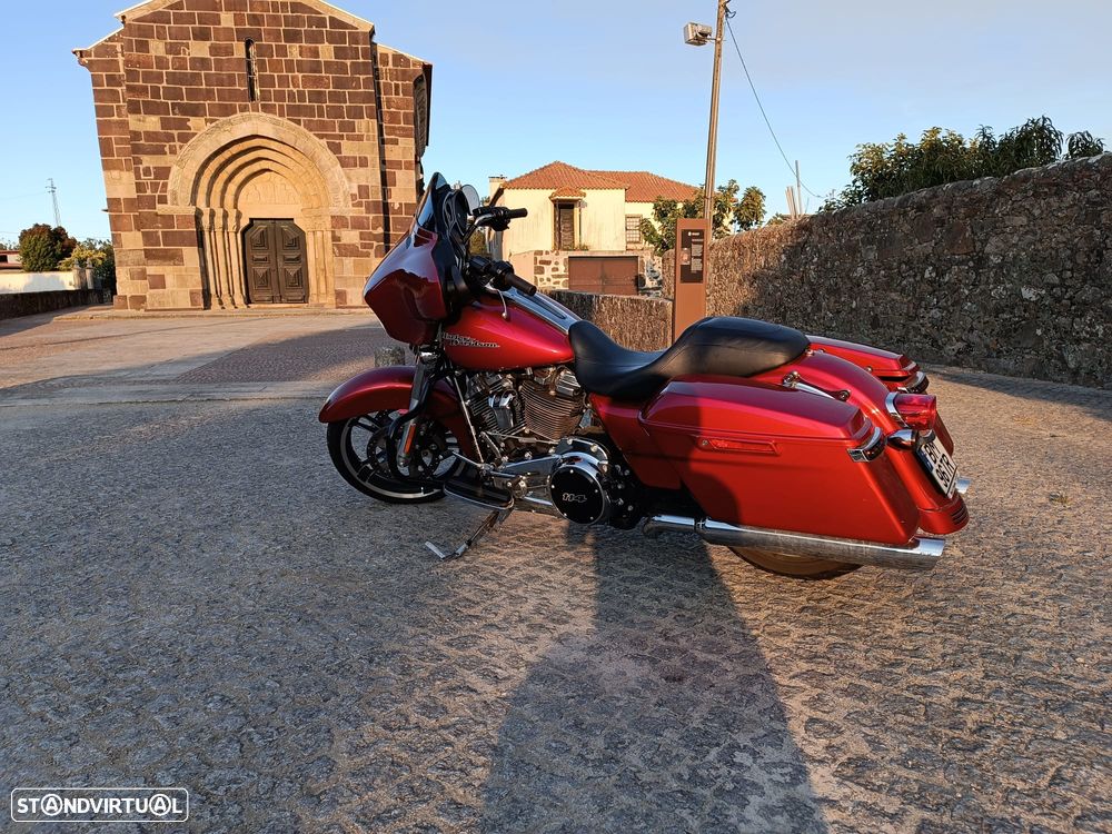 Harley-Davidson Street - 7