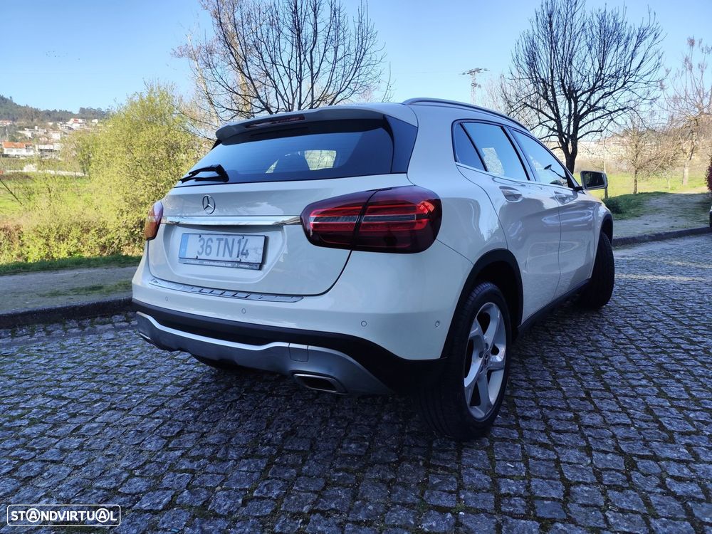 Mercedes-Benz GLA 180 CDI Urban Aut. - 11