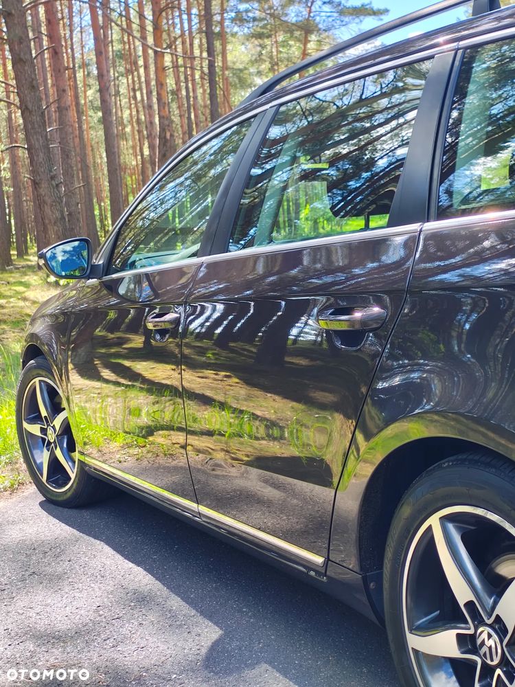 Volkswagen Passat - 16