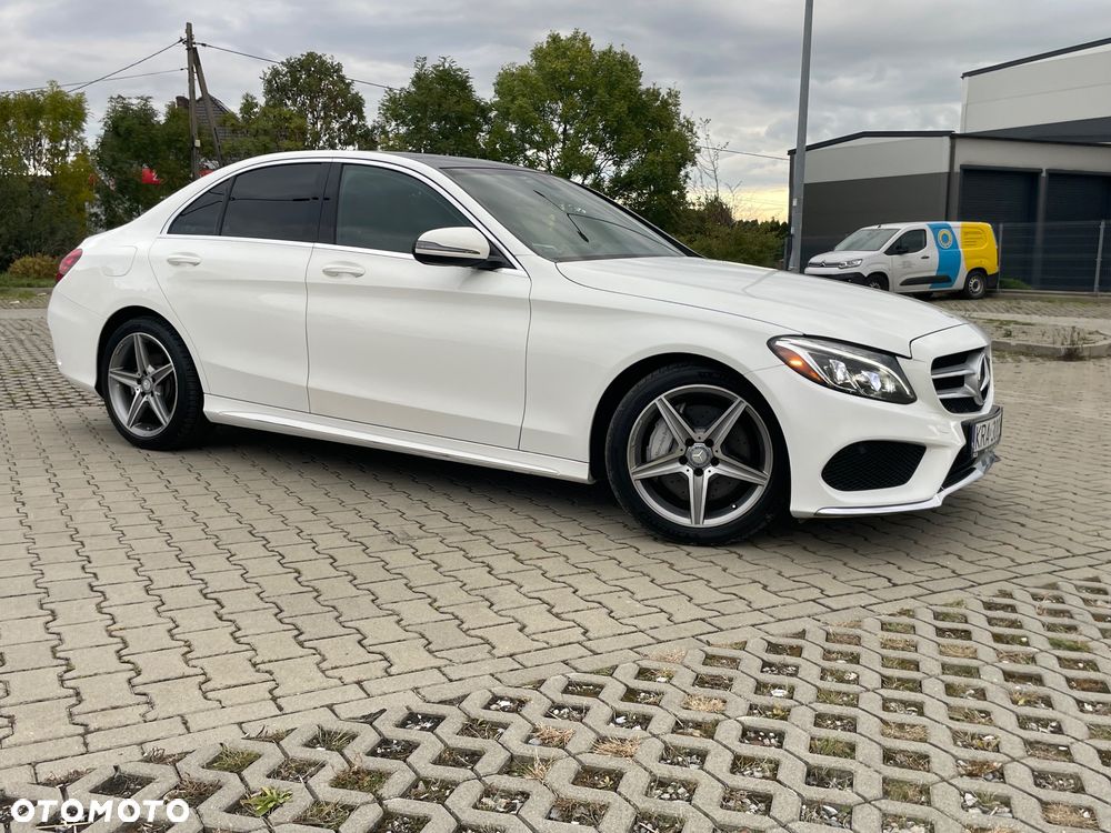 Mercedes-Benz Klasa C 300 7G-TRONIC AMG Line - 5