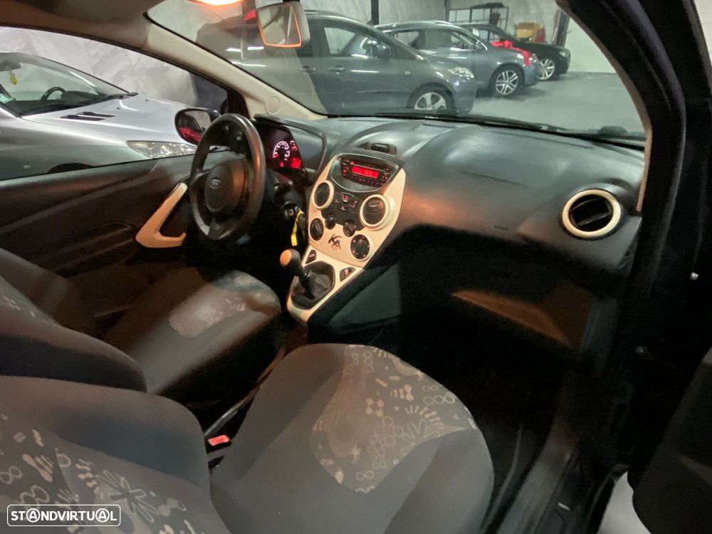 Ford KA 1.2 City - 8