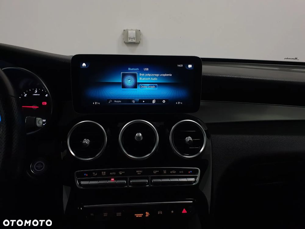 Mercedes-Benz GLC 220 d 4Matic 9G-TRONIC AMG Line Plus - 15