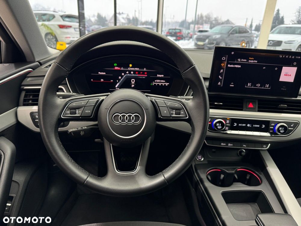 Audi A4 Limousine - 15