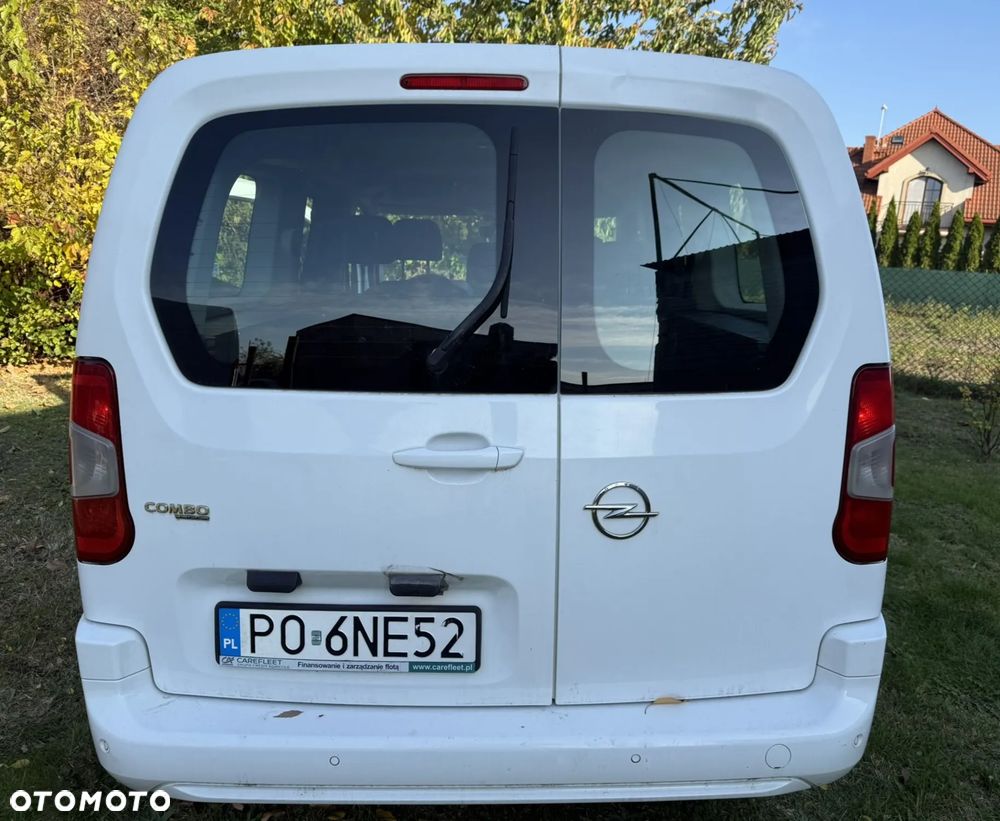 Opel Combo 1.5 CDTI Elegance Plus S&S - 8