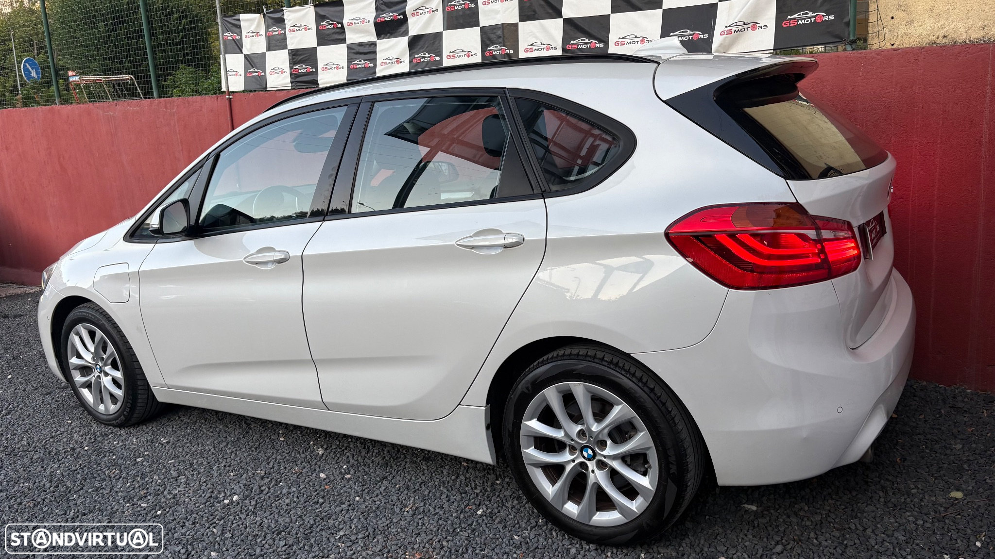 BMW 225xe Active Tourer Line Sport - 4