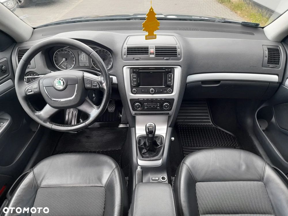 Skoda Octavia 2.0 TDI DPF Ambition - 11