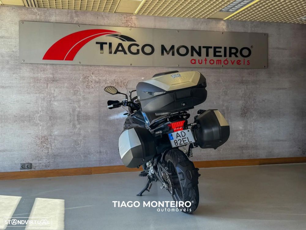 Benelli TRK 502 - 4
