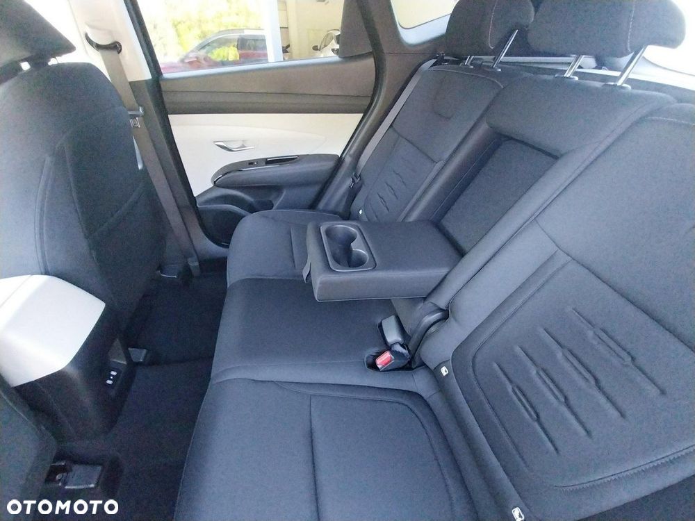 Hyundai Tucson - 16