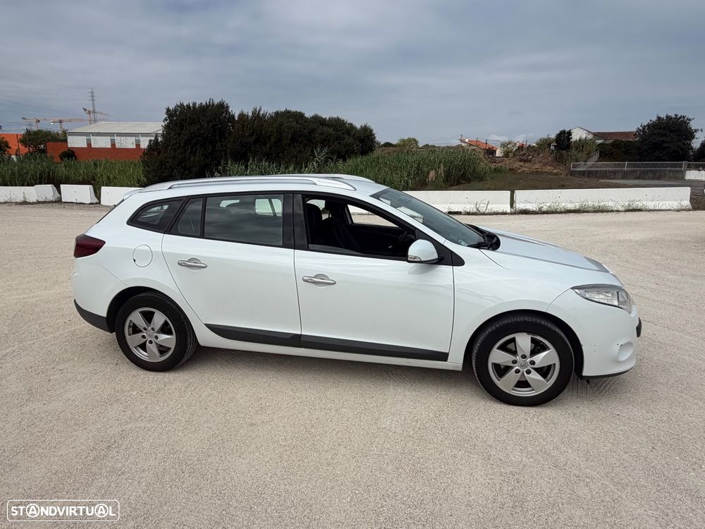 Renault Mégane Sport Tourer 1.5 dCi Dynamique - 2