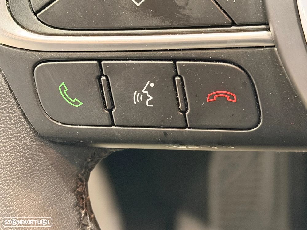 Fiat Tipo Station Wagon Cross 1.0 GSE T3 Cross - 29