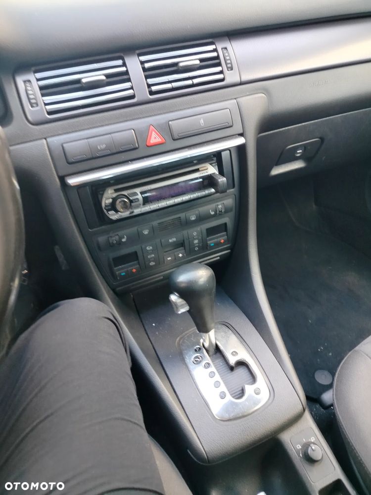 Audi A6 Avant - 9
