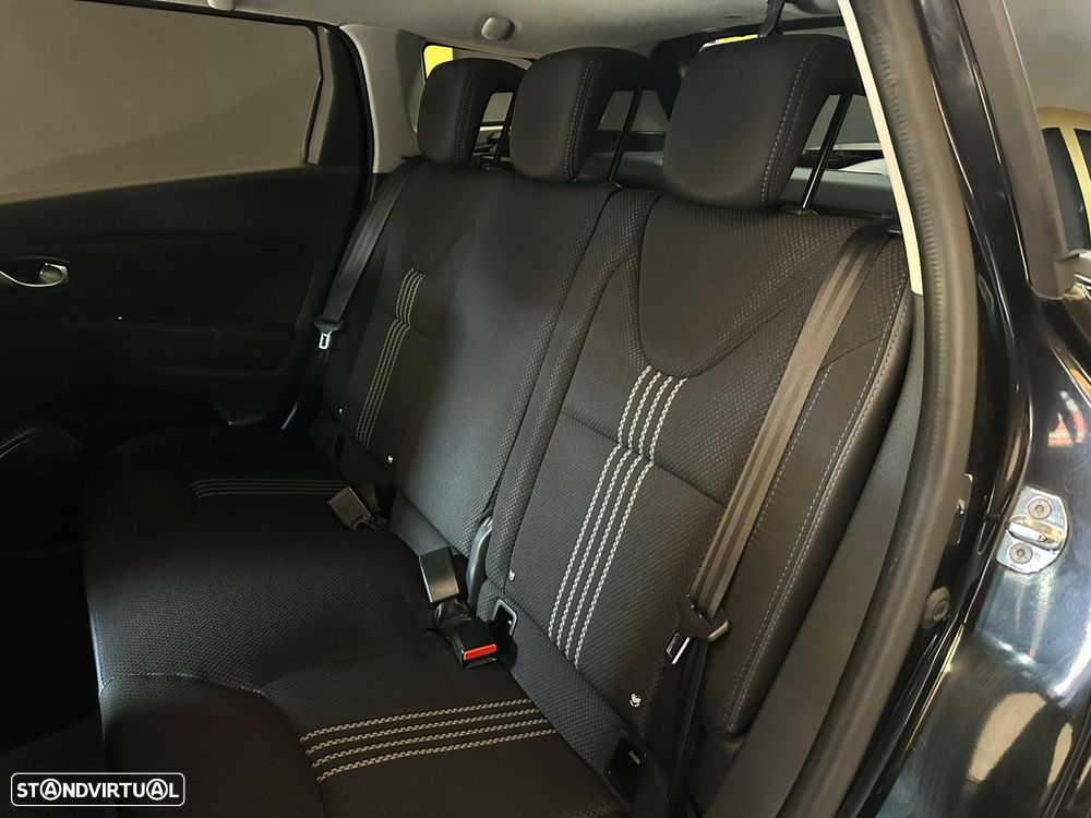 Renault Clio Sport Tourer 1.5 dCi GT Line EDC - 30