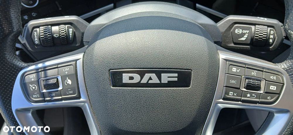 DAF XG - 16