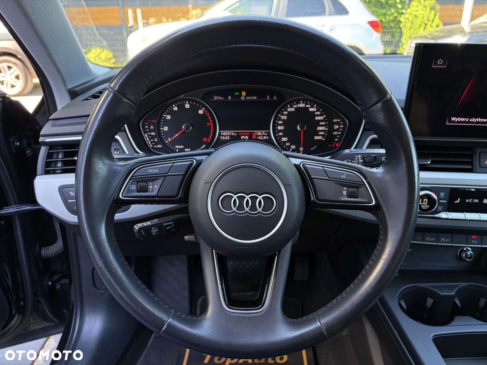Audi A4 Avant 40 TFSI S tronic - 16