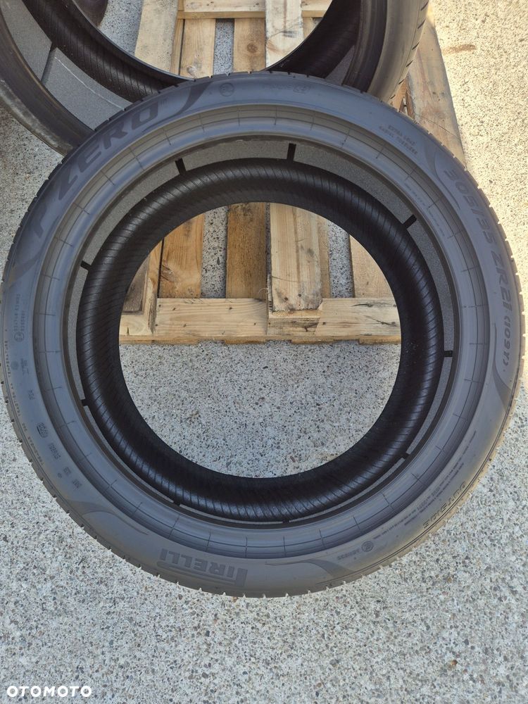 Opony Pirelli P Zero PZ4 305/35 ZR21 109Y  BL  2023r  6,75mm - 6