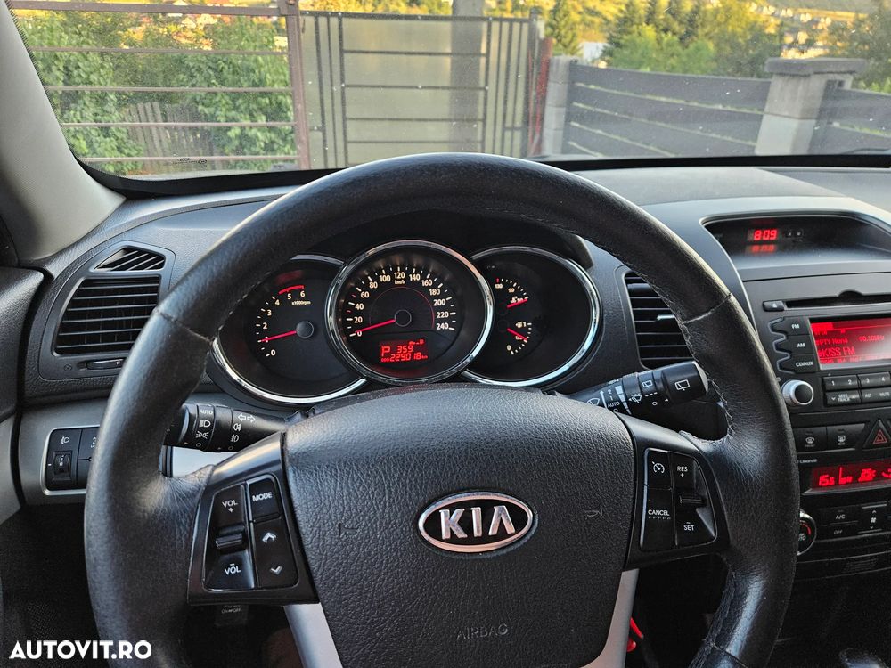Kia Sorento 2.2 DSL 4x4 Aut. Classic - 24