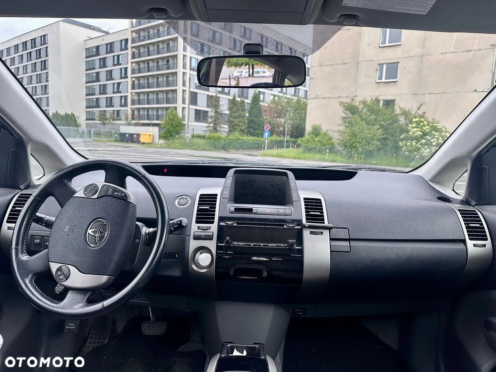 Toyota Prius 1.5 VVT-i Sol - 7