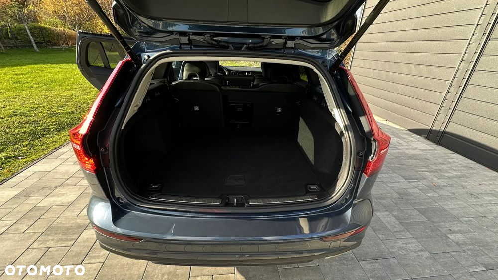 Volvo V60 Cross Country - 7