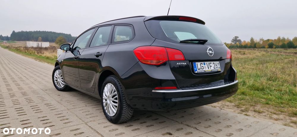 Opel Astra 1.6 Style - 18