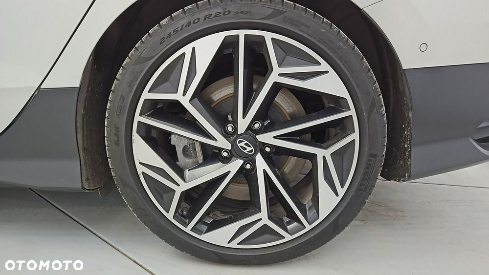 Hyundai IONIQ 6 77kWh Uniq - 26