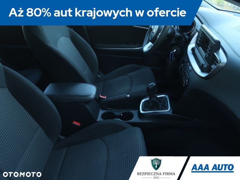 Kia Ceed - 10