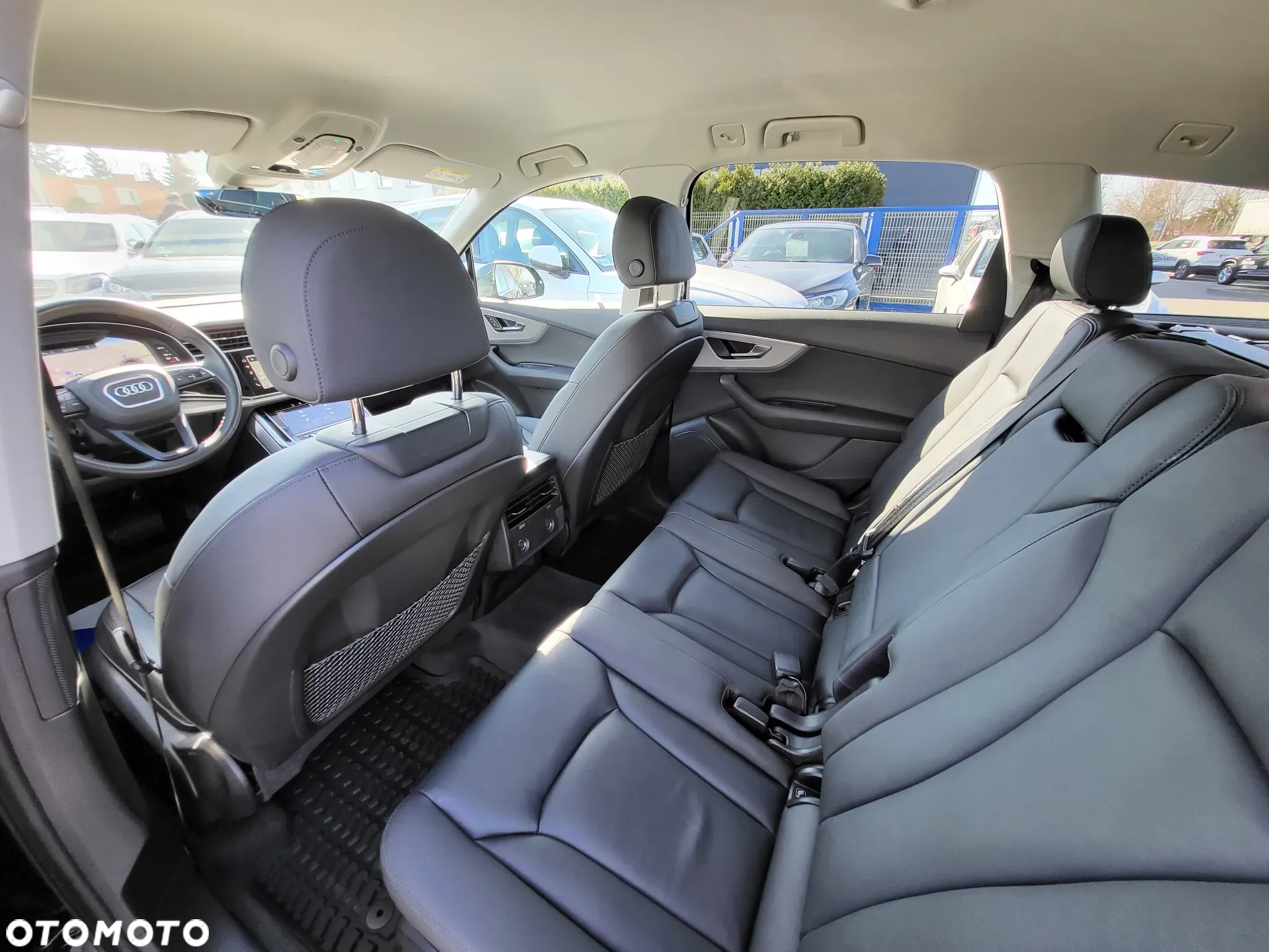 Audi Q7 - 10