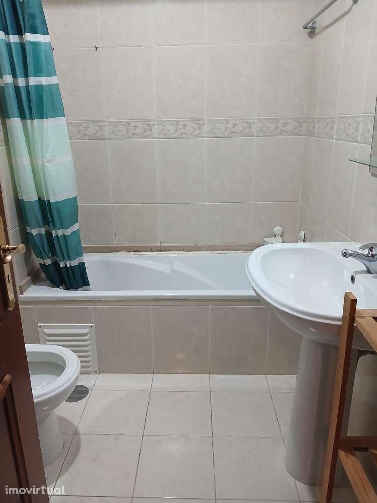 Apartamento T2 com garagem em Aveiro - Grande imagem: 3/6