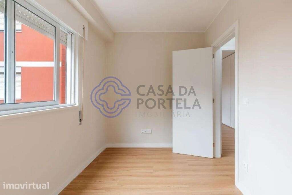 T4 Totalmente Renovado a 5 Min. do NorteShopping | Ramalde, Porto - Grande imagem: 5/23