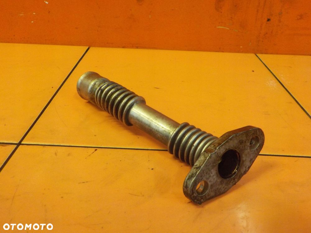 AUDI Q7 TOUAREG 3.0 TDI 10r CAS rurka przewod turbiny 059145736D - 3