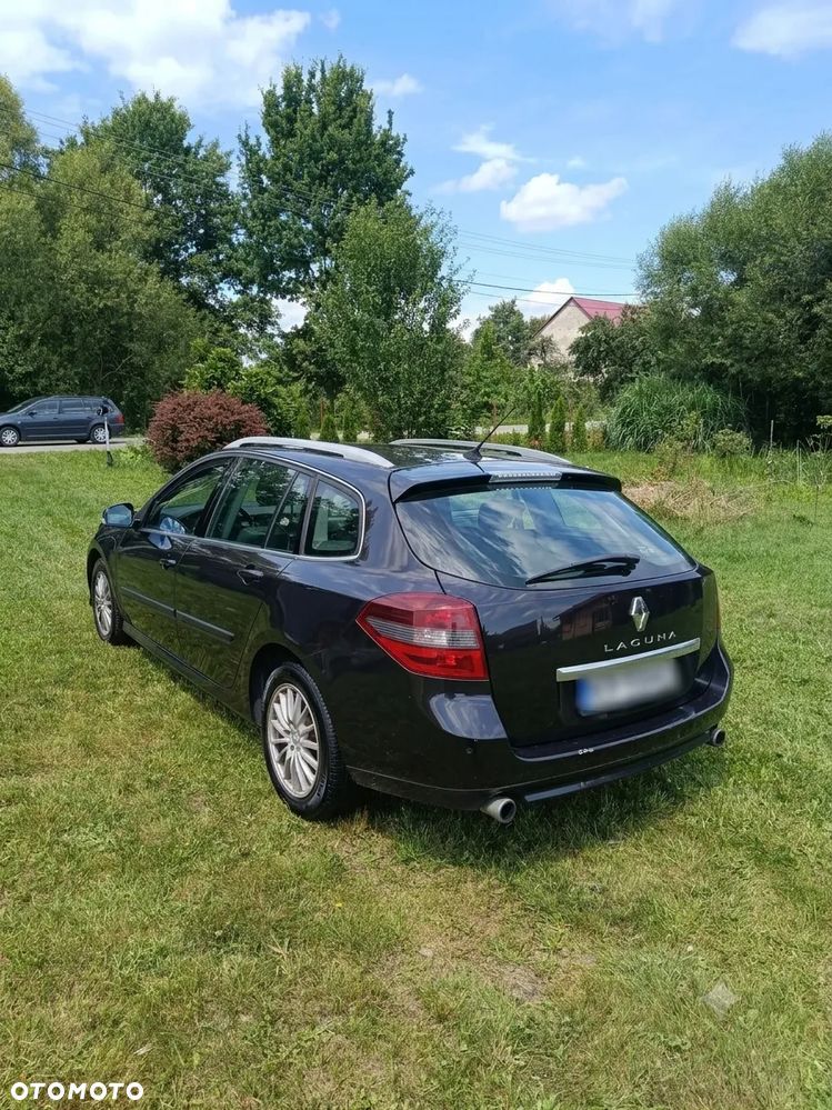Renault Laguna - 1