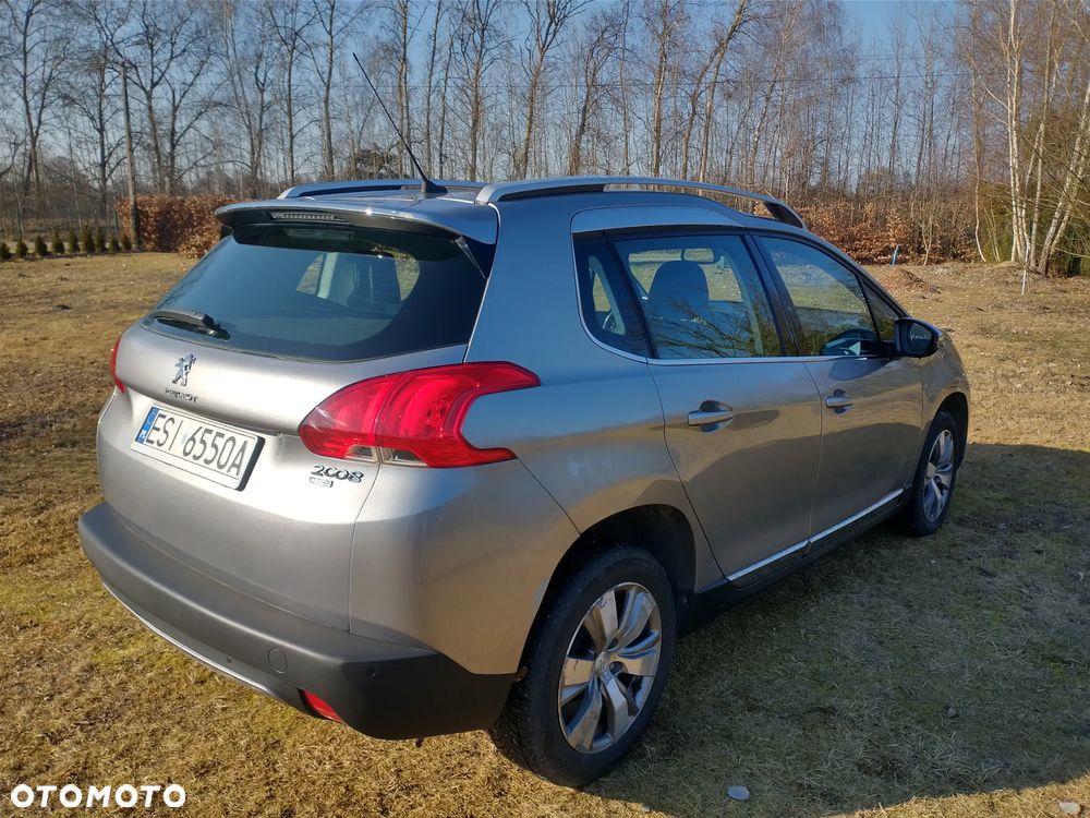 Peugeot 2008 - 6