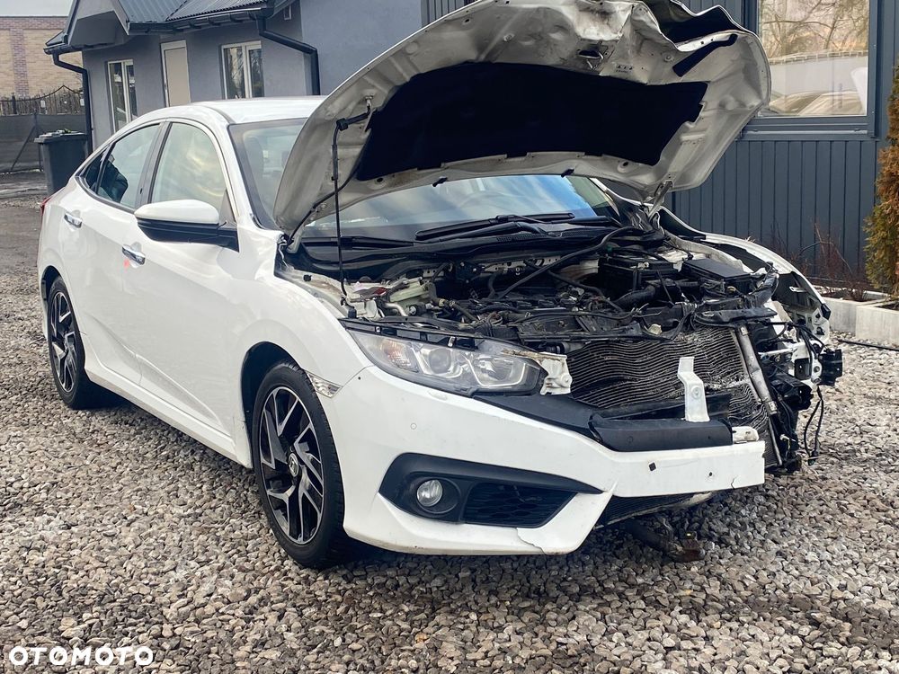 Honda Civic 1.5 T Elegance CVT - 10
