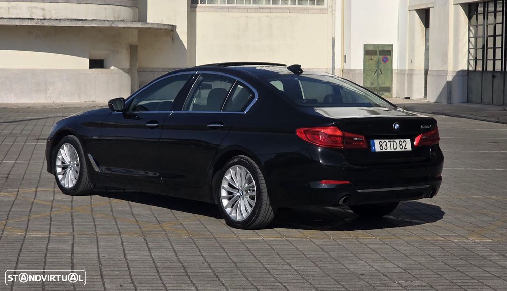 BMW 530 d Line Luxury Auto - 3
