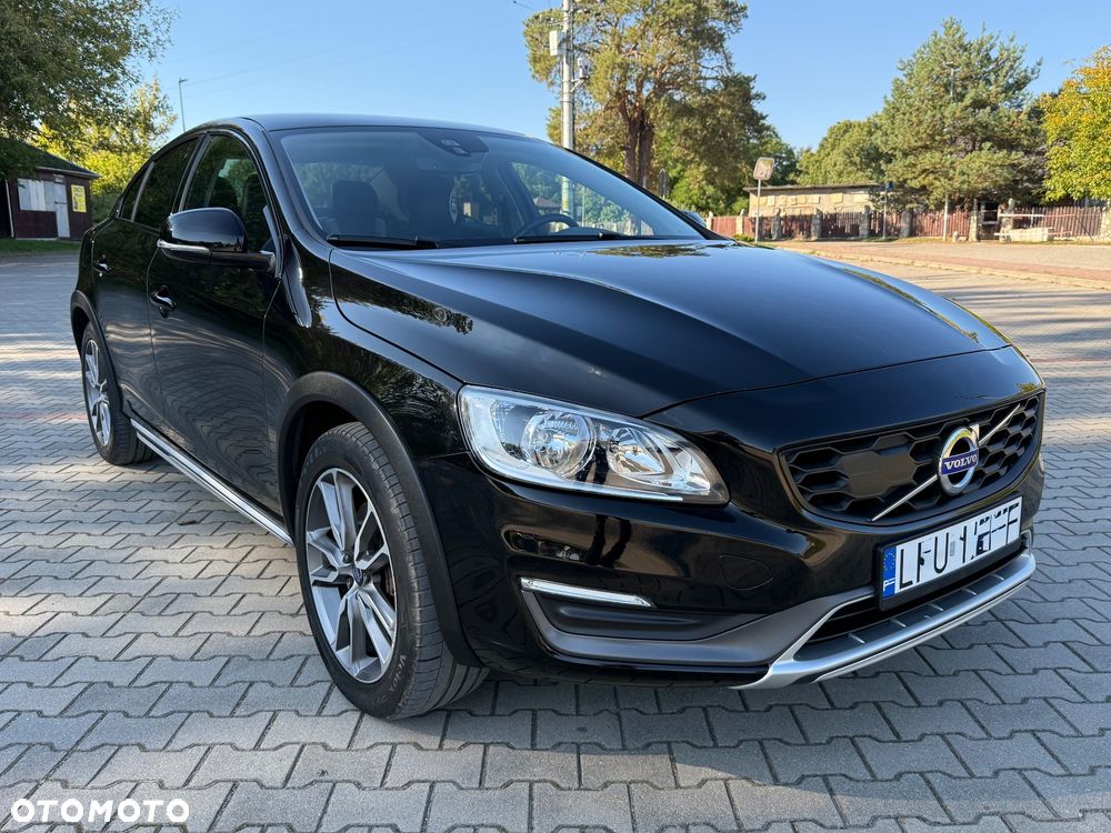Volvo S60 Cross Country - 2