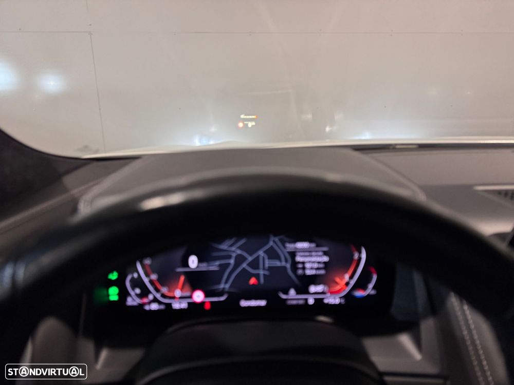 BMW 840 d xDrive Pack M - 23