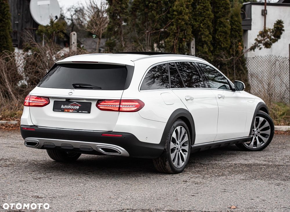 Mercedes-Benz Klasa E 220 d 4-Matic All-Terrain - 9