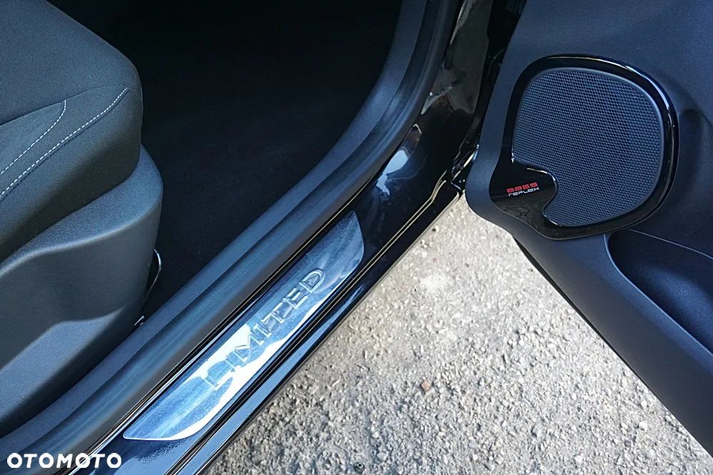 Renault Clio 0.9 Energy TCe Limited - 37