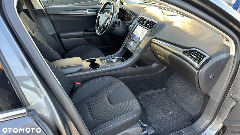 Ford Mondeo 2.0 EcoBlue Titanium AWD - 31