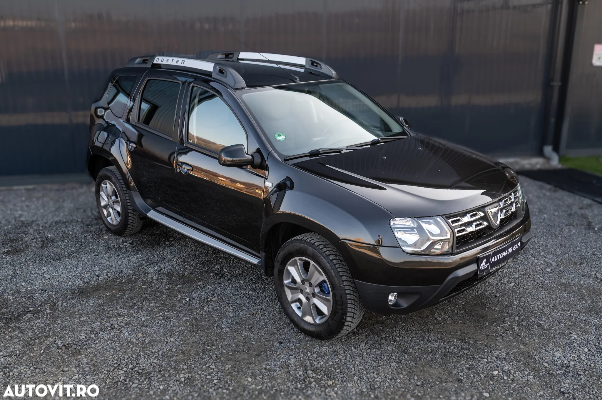 Dacia Duster 1.2 TCe 4x2 Laureate - 4